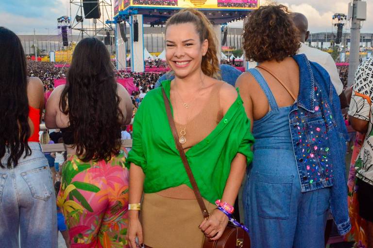 Fernanda Souza é vista em show do ex Thiaguinho, no Rio de Janeiro; veja fotos