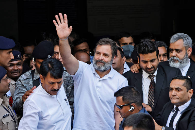 Justiça da Índia suspende prisão de Rahul Gandhi, principal opositor de Modi