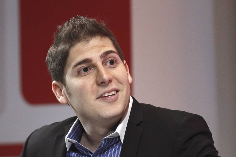 O brasileiro Eduardo Saverin, cofundador do Facebook, durante entrevista, em Cingapura (Malásia). Saverin, que já liderou o ranking da Forbes, é o atual segundo colocado.