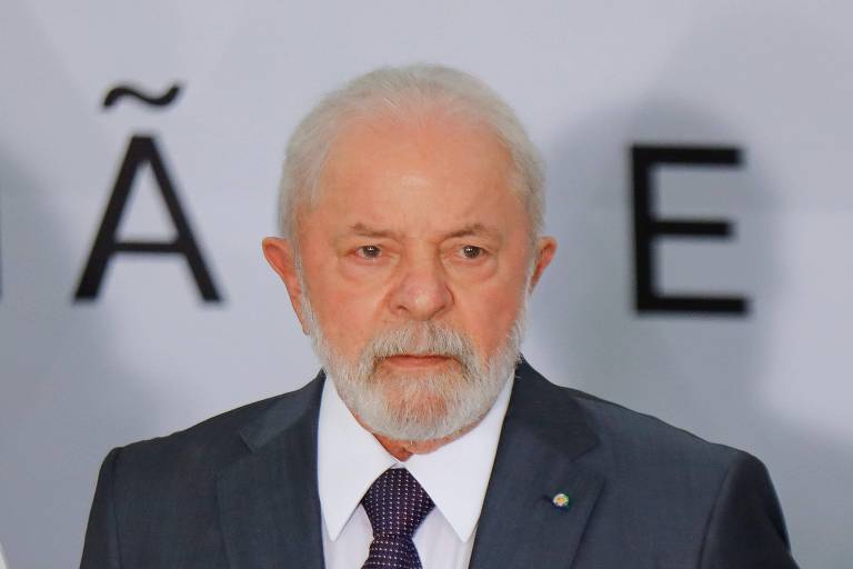 Lula chama ataque a creche em Blumenau de 'monstruosidade' e lamenta mortes