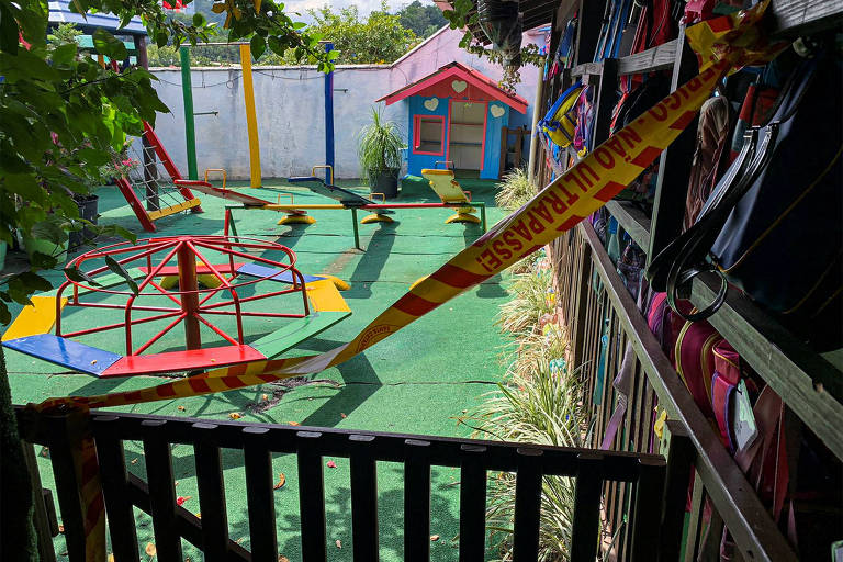 Área da creche Cantinho Bom Pastor, em Blumenau, Santa Catarina, onde homem matou quatro crianças e deixou outras quatro feridas nesta quarta (5)
