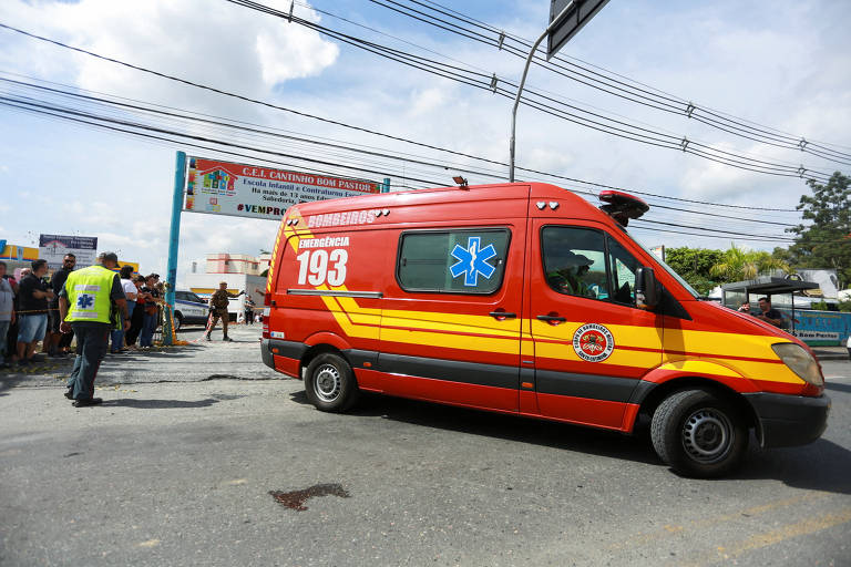 Escola atacada em SC atende crianças de 1 a 12 anos - 05/04/2023 -  Cotidiano - Folha