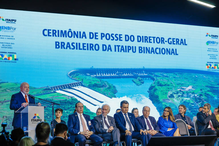 Lula nomeia ministros para o conselho de Itaipu; diretor financeiro pode ser mantido