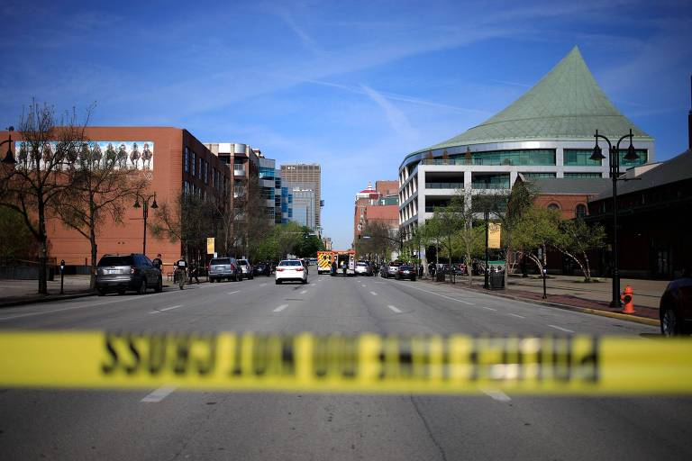 Ataque a tiros em banco nos EUA deixa ao menos cinco mortos e oito feridos