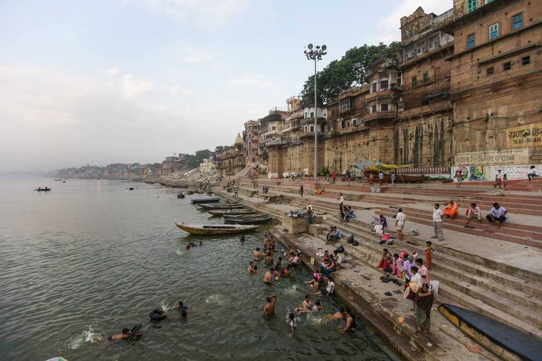Com cremações que acontecem 24 horas por dia, Varanasi é uma das cidades mais antigas do mundo continuamente habitadas - e a mais sagrada para os hindus