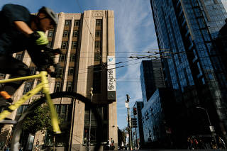 The building housing the headquarters of Twitter in San Francisco on Oct. 6, 2022. (Jason Henry/The New York Times)