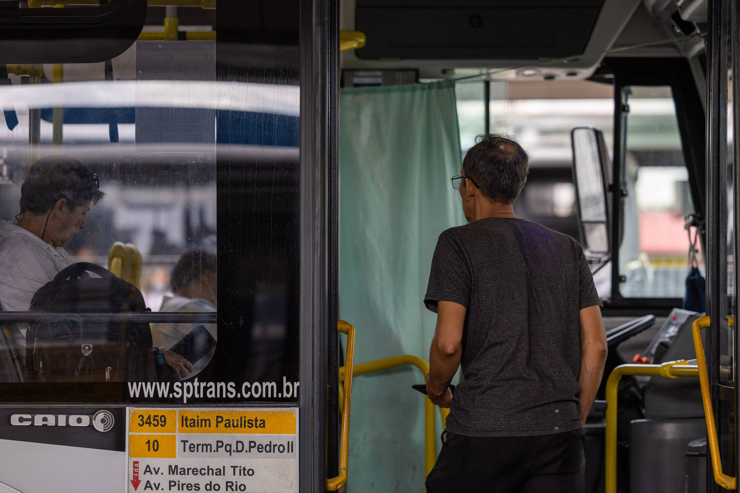 Como chegar até Parque Brasil 500 em Paulínia de Ônibus?