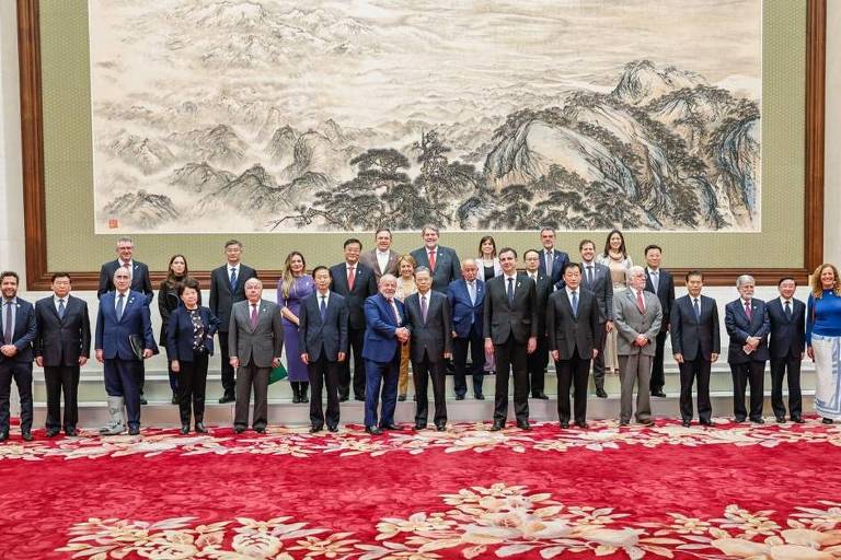 Comitiva de Lula se encontra com representantes da China; veja fotos de hoje