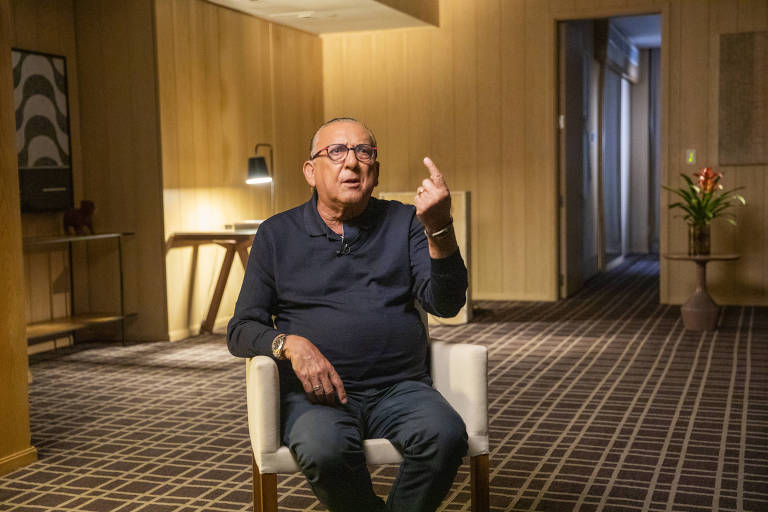 Galvão Bueno em entrevista para o documentário "Olha o que Ele Fez", do Globoplay 
