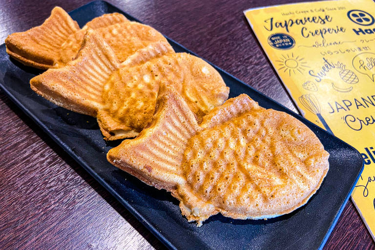 Hachi Crepe Café vende 'taiyaki' e crepes na Liberdade