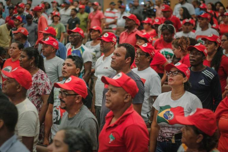Ruralistas querem CPI do MST para desgastar Lula e endurecer pena contra invasão