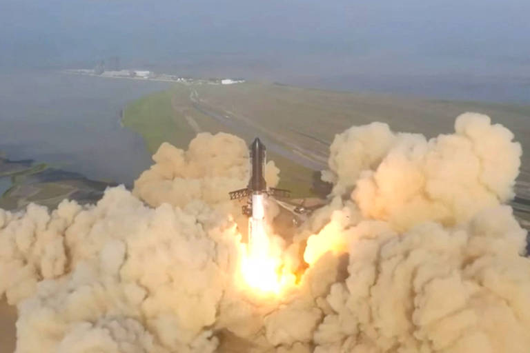 Starship, foguete mais potente da história, foi lançado pela primeira vez nesta quinta (20)