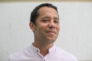 Retrato do escritor baiano Itamar Vieira Junior