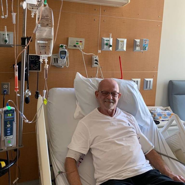 Edmonds recebeu o transplante em 2019, no centro de tratamento de câncer City of Hope (Cidade da Esperança), na Califórnia
