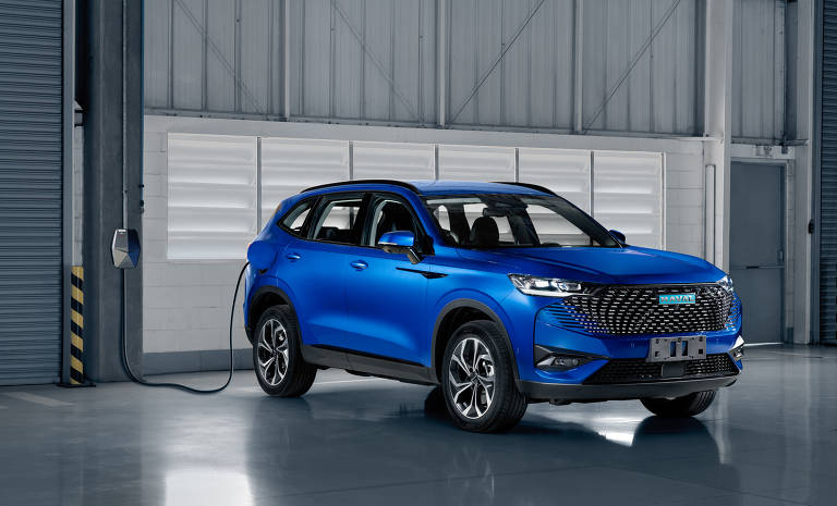 O primeiro carro da GWM comercializado no Brasil foi o híbrido, Haval H6, que pode ser recarregado na tomada 