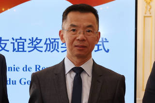 FRANCE-PARIS-CHINESE GOVERNMENT FRIENDSHIP AWARD