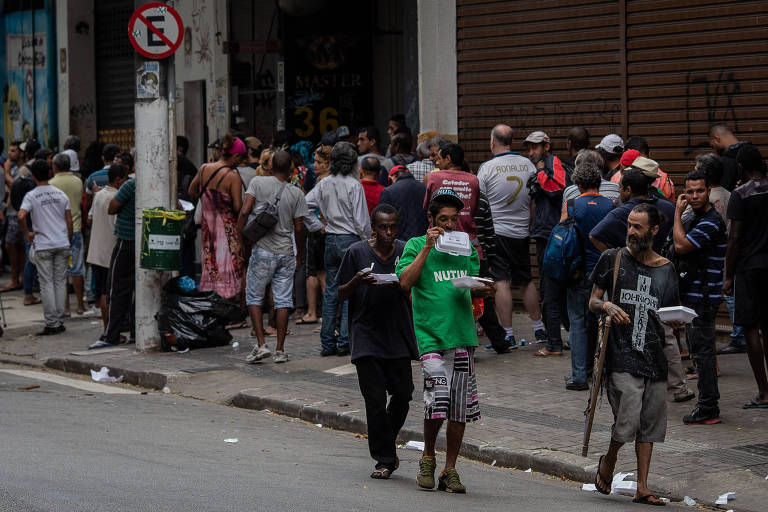 Promotoria pede que governo garanta refeições para vulneráveis no centro de SP