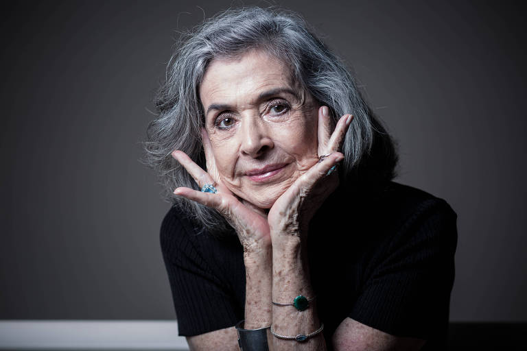 Betty Faria critica 'boboca' que 'xinga velha' na internet após polêmica com Bruno Gagliasso