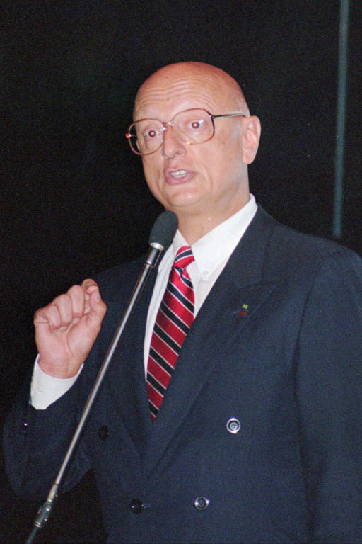 Outro nome considerado pelo partido de Lira é o de Espiridião Amin 