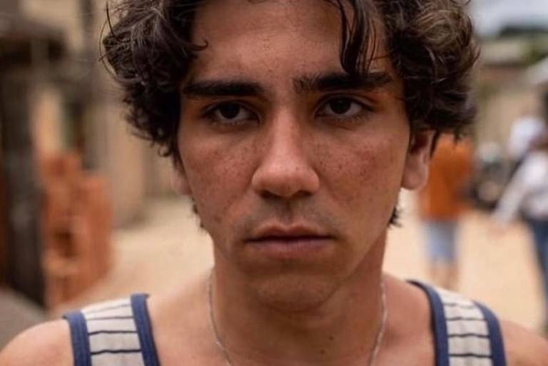 João Fernandes, de 'Amor Perfeito', diz ser 'desesperadora' rotina de pai  solo e ator da Globo