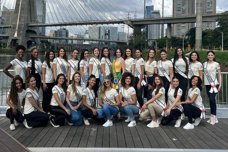 Candidatas do Miss Brasil Terra 2023 visitam projeto no Rio Pinheiros, em SP