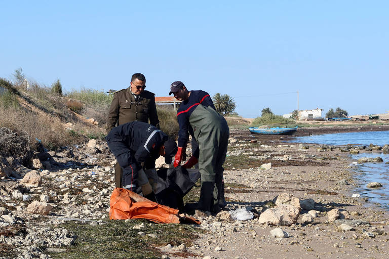 Autoridades recuperam corpo em praia de Stax, na Tunísia