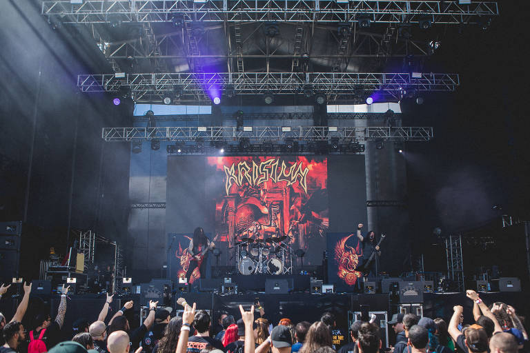 Sao Paulo, Sao Paulo, Brasil. 29th Apr, 2023. (INT) Sepultura Band performs  at Summer Breeze Brazil Festival in Sao Paulo. April 29, 2023, Sao Paulo,  Brazil: Sepultura Band performs in the first