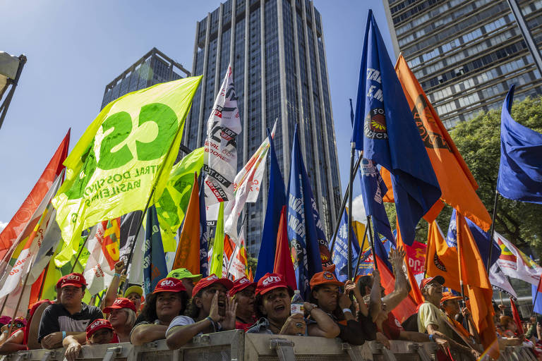 Número de trabalhadores sindicalizados cai a menos de 10 milhões pela 1ª vez no Brasil