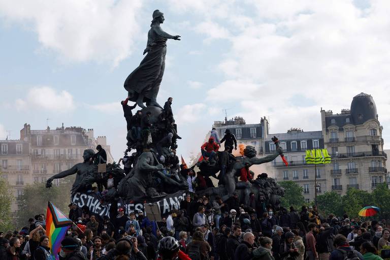 França faz do 1º de Maio reprise de atos contra a Previdência, e violência se espalha