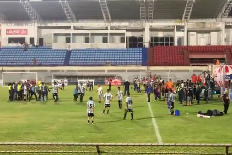 Árbitra é agredida por goleiro durante jogo de futebol no Maranhão