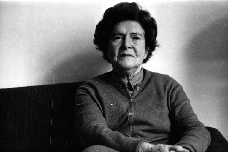 A escritora Maria José Dupré, em fotografia sem data
