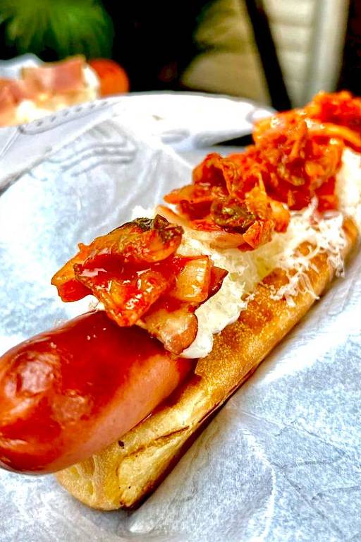 Dia do Cachorro-Quente: Onde comer hot dog em SP - 08/09/2023 -  Restaurantes - Guia Folha