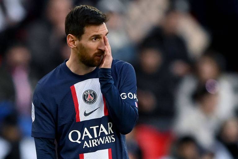 Técnico confirma saída de Messi do PSG