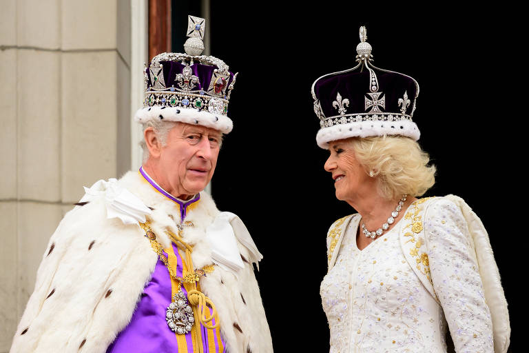 Figurino da coroação do Rei Charles tem peça de mais de 200 anos
