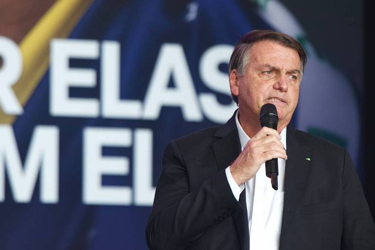 Bolsonaro tem depoimento sobre fraude em cartão de vacina marcado para terça