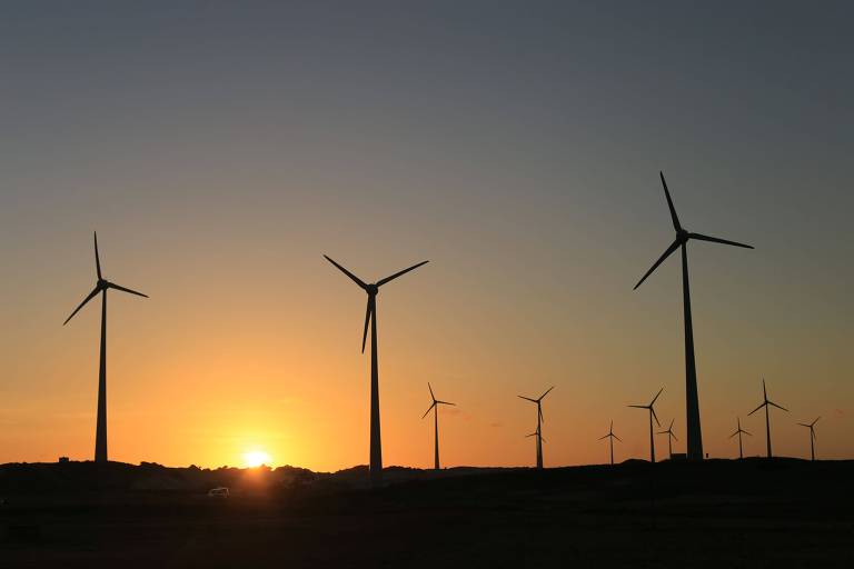 Produção de energia limpa do Parque Eólico Neoenergia, localizado no município Rio do Fogo, no litoral do Rio Grande do Norte