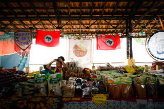 Feira da Reforma Agrária, no parque da Água Branca, em SP