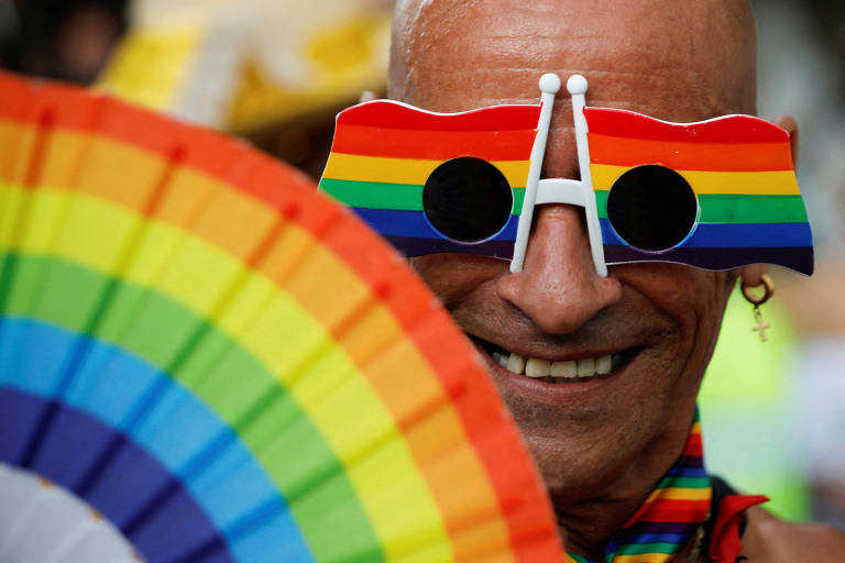 Pessoas participam de marcha do orgulho gay em Cuba; veja fotos de hoje