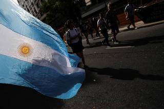 Argentines gather to commemorate the victims of the dictatorship