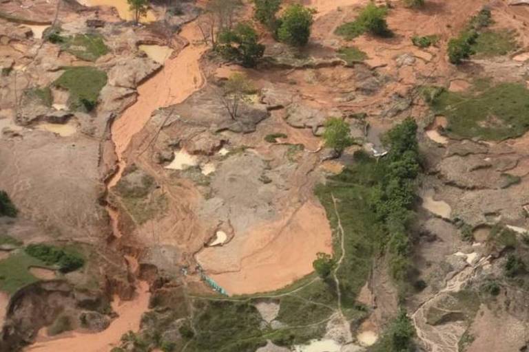 Como técnicas brasileiras de garimpo impulsionaram 'maior desastre ambiental' na Colômbia