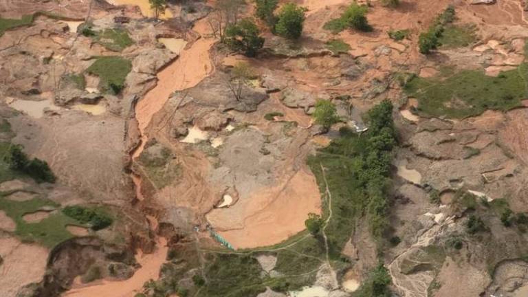 Região destruída pelo garimpo ilegal na região do Bajo Cauca, localizada ao norte do Estado de Antioquia, na Colômbia
