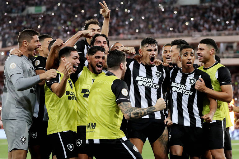 A partir de vitória inexpressiva, Botafogo se tornou um fenômeno