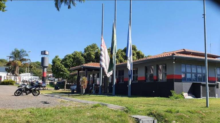 Visão da fachada do posto policial onde o sargento Gouveia matou dois colegas de farda