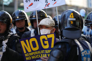 JAPAN-HIROSHIMA-G7-PROTEST