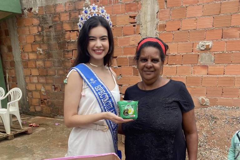 A adolescente mineira Maria Eduarda Bernardes, 16, é dona do título de Miss Spectacular Teen Brasil