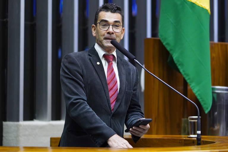 Padre João (PT-MG) é membro titular da CPI do MST