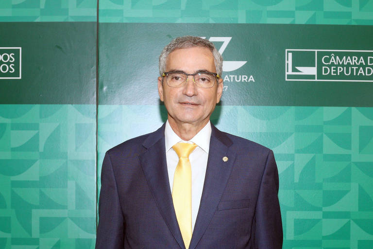 Hercílio Coelho Diniz (MDB-MG) é membro titular da CPI do MST