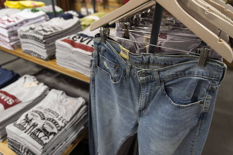 Calças jeans Levi's a partir de R$ 129,00 no Outlet Premium, em Itupeva, interior do estado de São Paulo