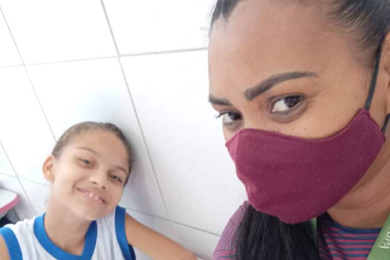 Alunos surdos de Salvador ficam sem intérpretes de Libras nas escolas municipais