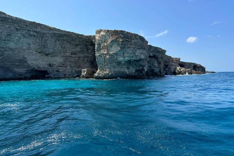 Águas azuis do mar mediterrâneo, descrito pelo jornalista Zeca Camargo em sua coluna